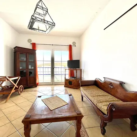 Maravillosa Villa Con Wifi Y Piscina Privada En Puerto Calero Villa
