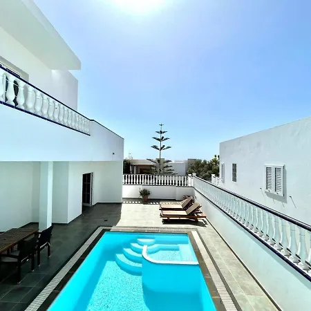 Maravillosa Villa Con Wifi Y Piscina Privada En Puerto Calero Villa *