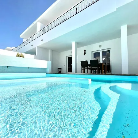 Maravillosa Villa Con Wifi Y Piscina Privada En Puerto Calero Vila